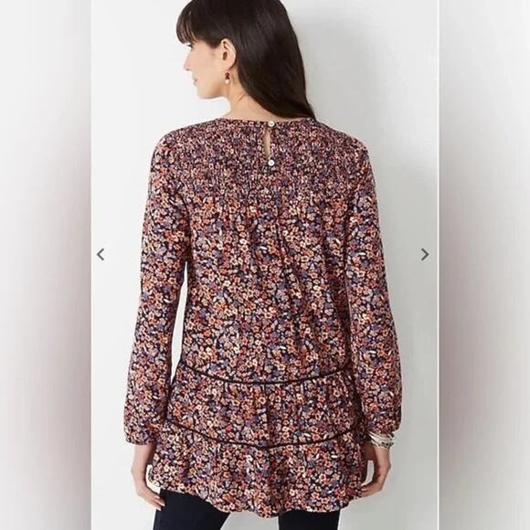 J.JILL Floral Printed Tiered Tunic Size XS Navy Blue Exuberant Floral - Picture 4 of 8